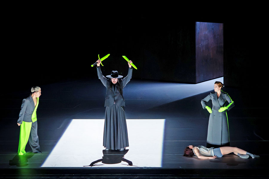 Seiyoung Kim, Josef Wagner, Wallis Giunta, Marta Schiumarini © Wiener Staatsballett/Ashley Taylor