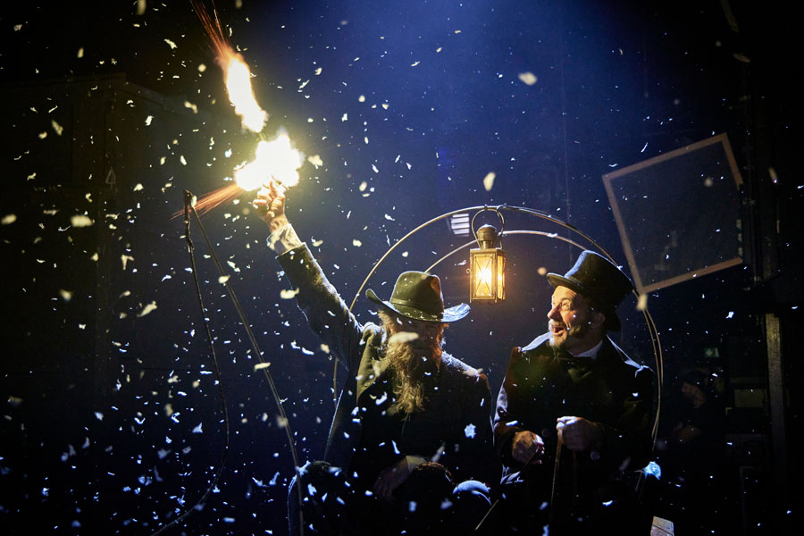 Frank Genser, Christoph Schüchner © Marcel Urlaub / Volkstheater 