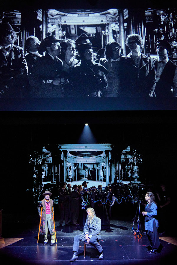 Uwe Rohbeck, Frank Genser, Anke Zillich © Marcel Urlaub / Volkstheater 