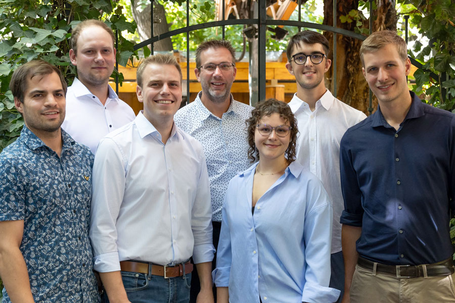 Die sechs Finalisten mit Jürgen Geyer vom Gergely´s © Daniela Hödl Fotografie